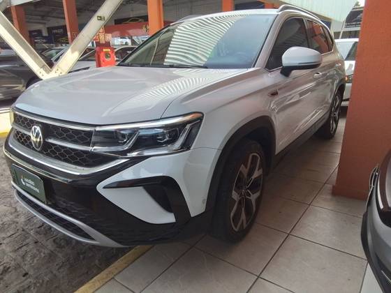 VOLKSWAGEN TAOS 1.4 250 TSI TOTAL FLEX HIGHLINE AUTOMÁTICO